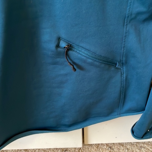 Nike Quarter Zip - Picture 3 of 5